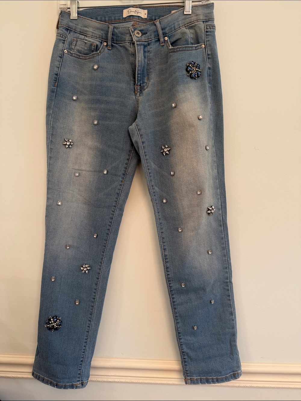 Embellished Light Blue Cropped Women's Jeans